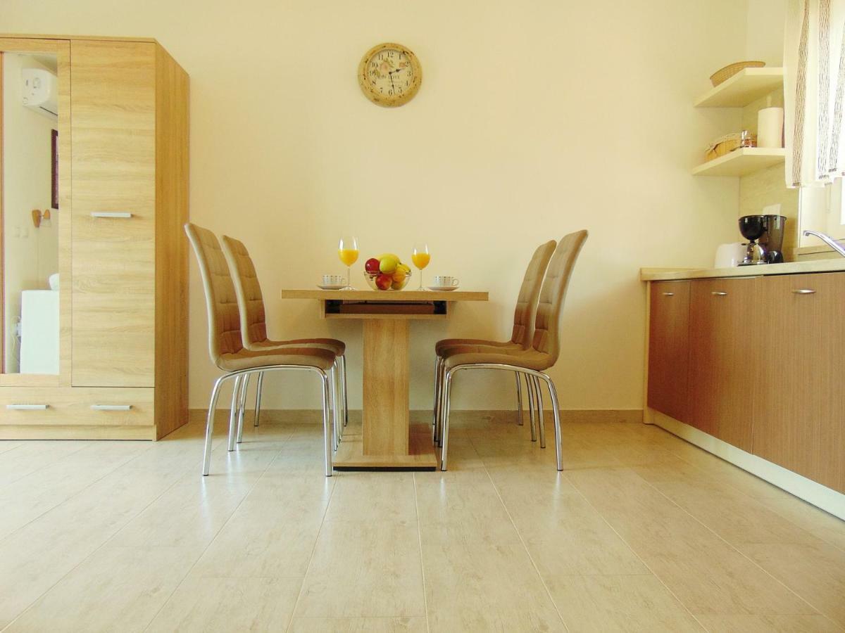 Apartmani Gabriella Vodice Buitenkant foto