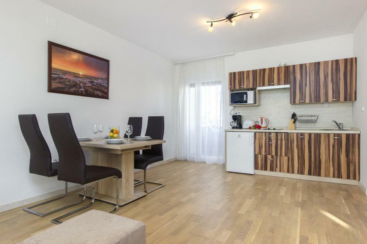 Apartmani Gabriella Vodice Buitenkant foto