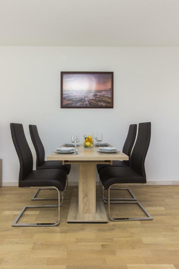 Apartmani Gabriella Vodice Buitenkant foto