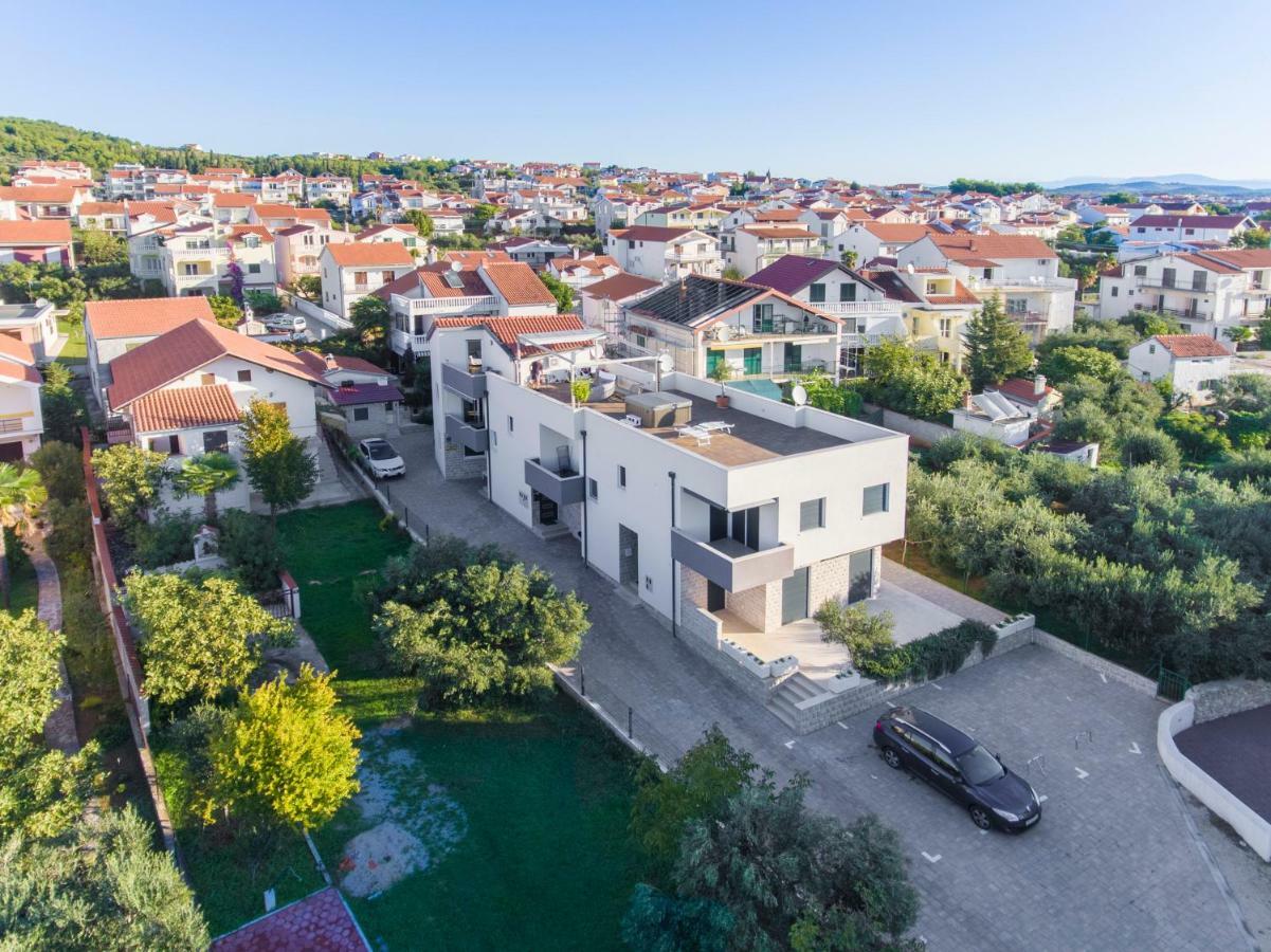 Apartmani Gabriella Vodice Buitenkant foto