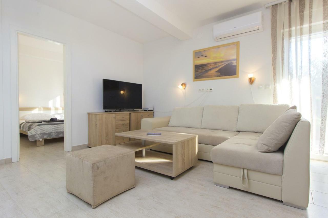 Apartmani Gabriella Vodice Buitenkant foto